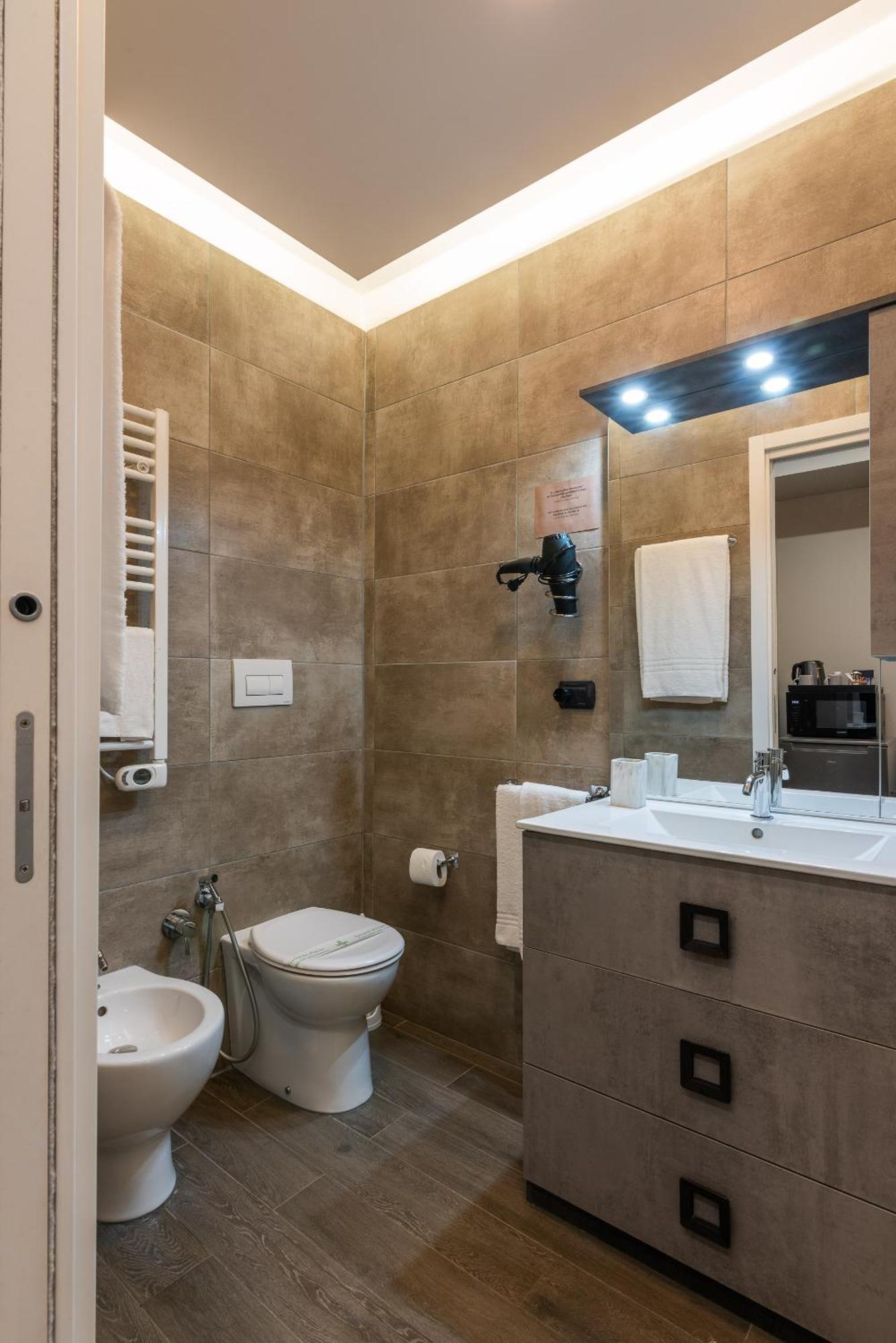 Double L Luxury Suite Milan Exterior photo